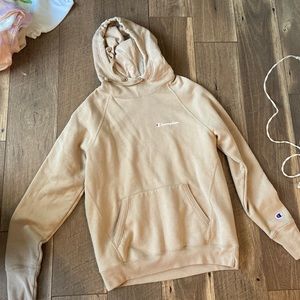 CHAMPION SWEATSHIRT NWOT
